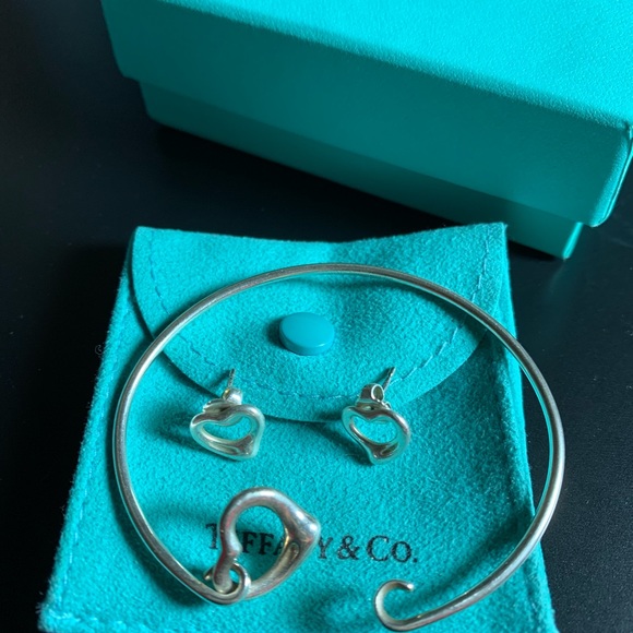 Authentic Tiffany Elsa Peretti Open Heart Bangle - Picture 7 of 7